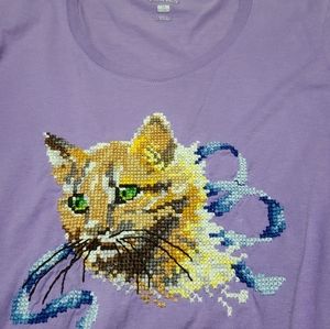 Purple tee-shirt with cross stitched cat